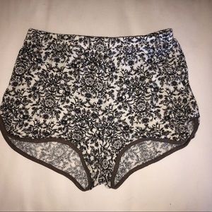 Brandy Melville flowy shorts